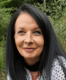 Athina - Chakren Harmonisierung - Reiki - Tarot & Kartenlegen - Medium & Channeling - Jenseitskontakte
